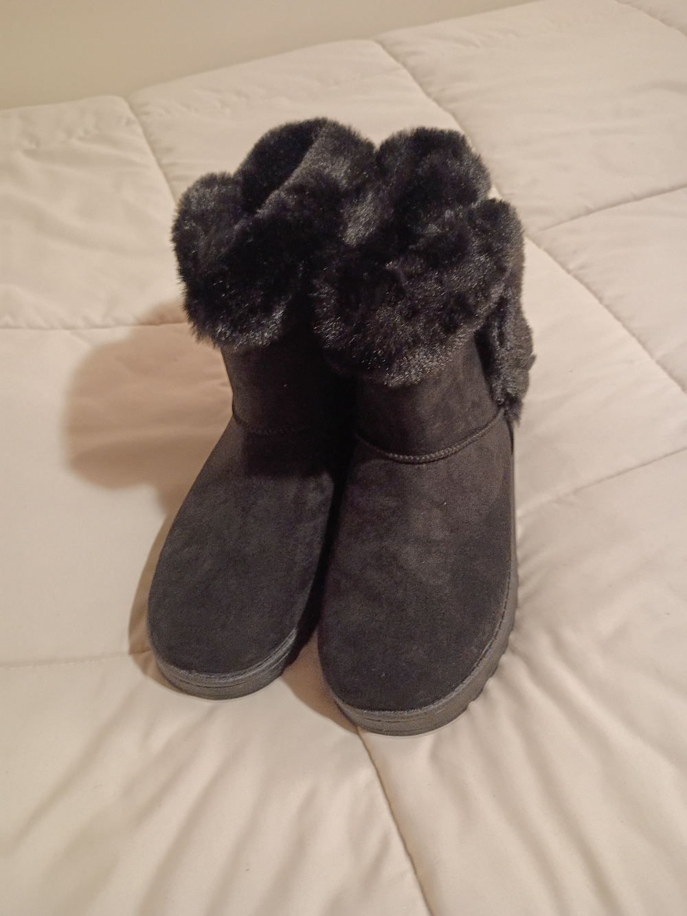 SO Black Fur Trim Winter Boots